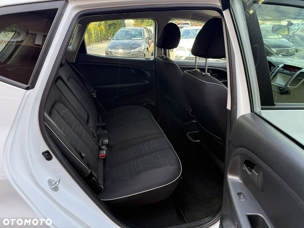 Kia Venga 1.6 CVVT Dream-Team Edition - 27