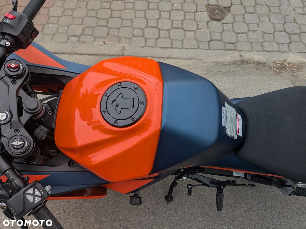 KTM RC 390 - 11