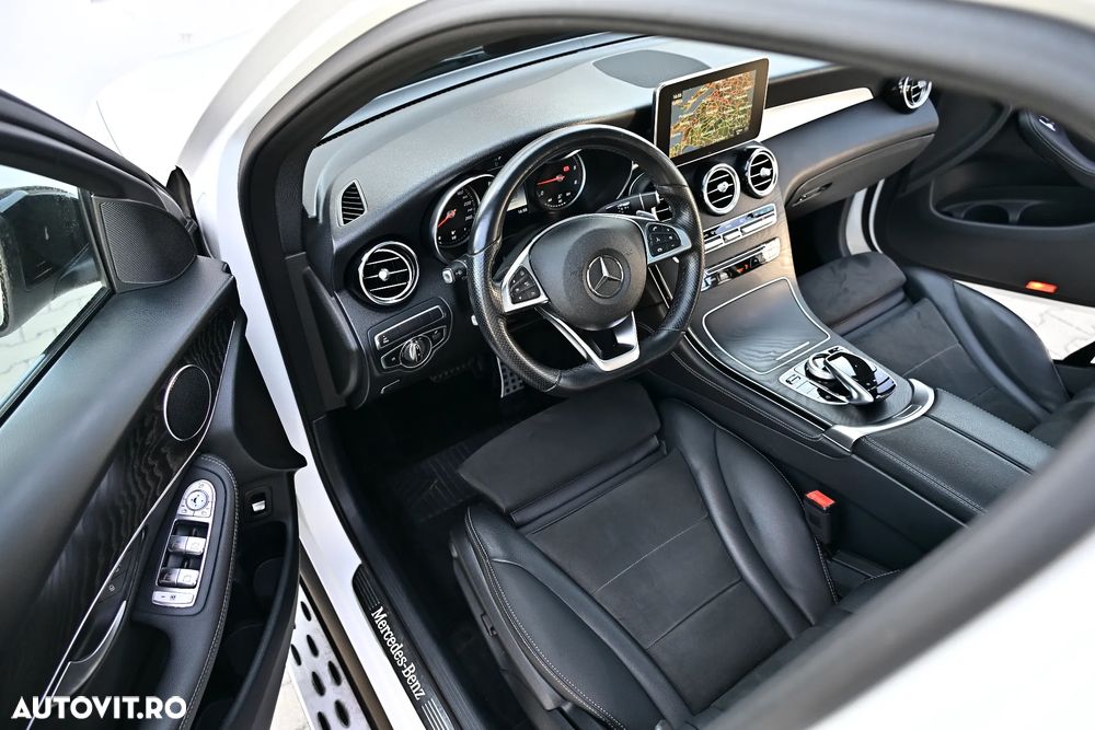 Mercedes-Benz GLC 250 d 4MATIC 9G-TRONIC AMG Line - 35
