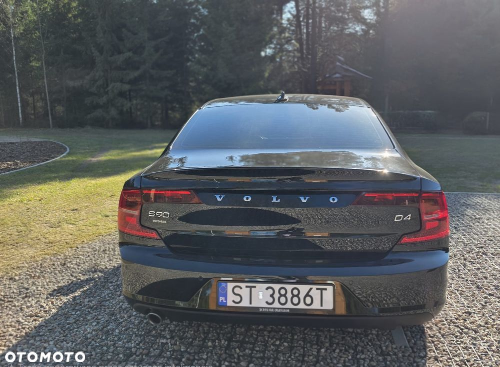 Volvo S90 D4 Momentum Pro - 8