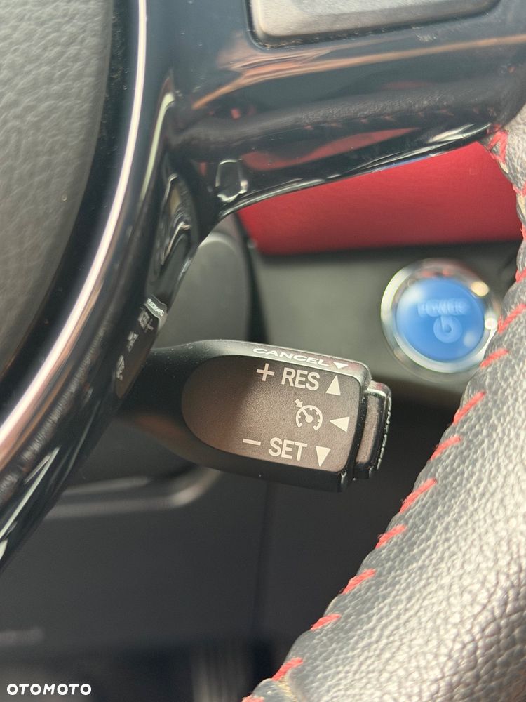 Toyota Yaris - 23