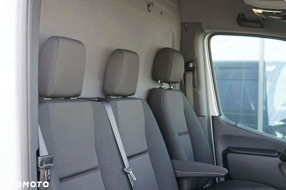 Mercedes-Benz Sprinter 319 CDI Ekstradługi SELECT aut 2.0 190KM - 11