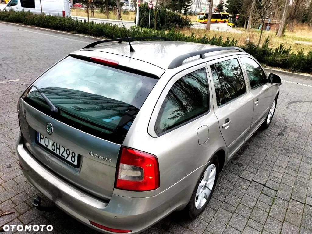 Skoda Octavia 2.0 TDI Ambiente - 11
