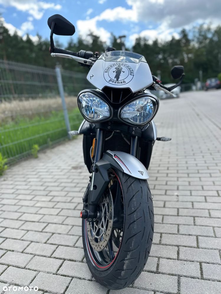 Triumph Street Triple - 3