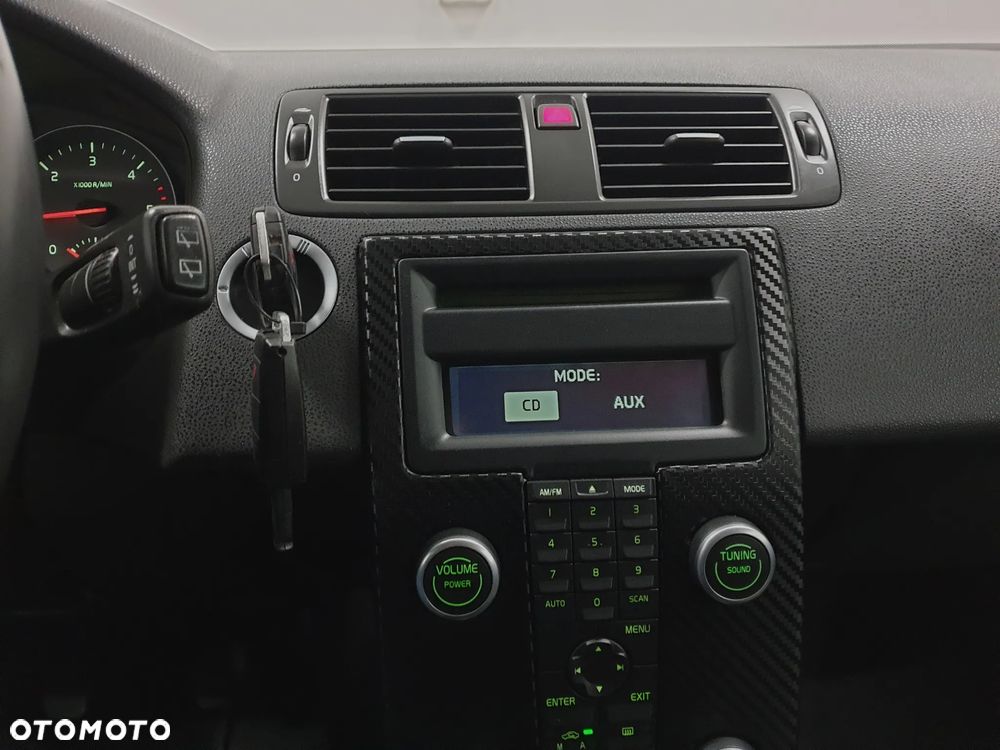 Volvo C30 D2 Momentum - 17