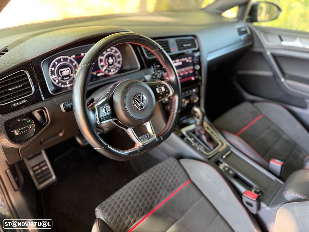 VW Golf - 21