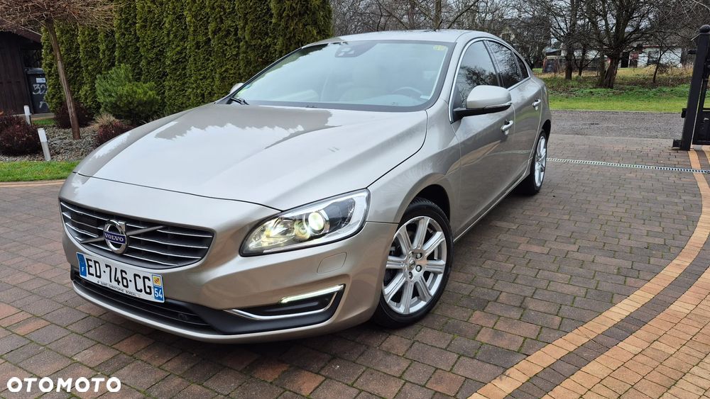 Volvo S60 D3 Geartronic Summum - 1