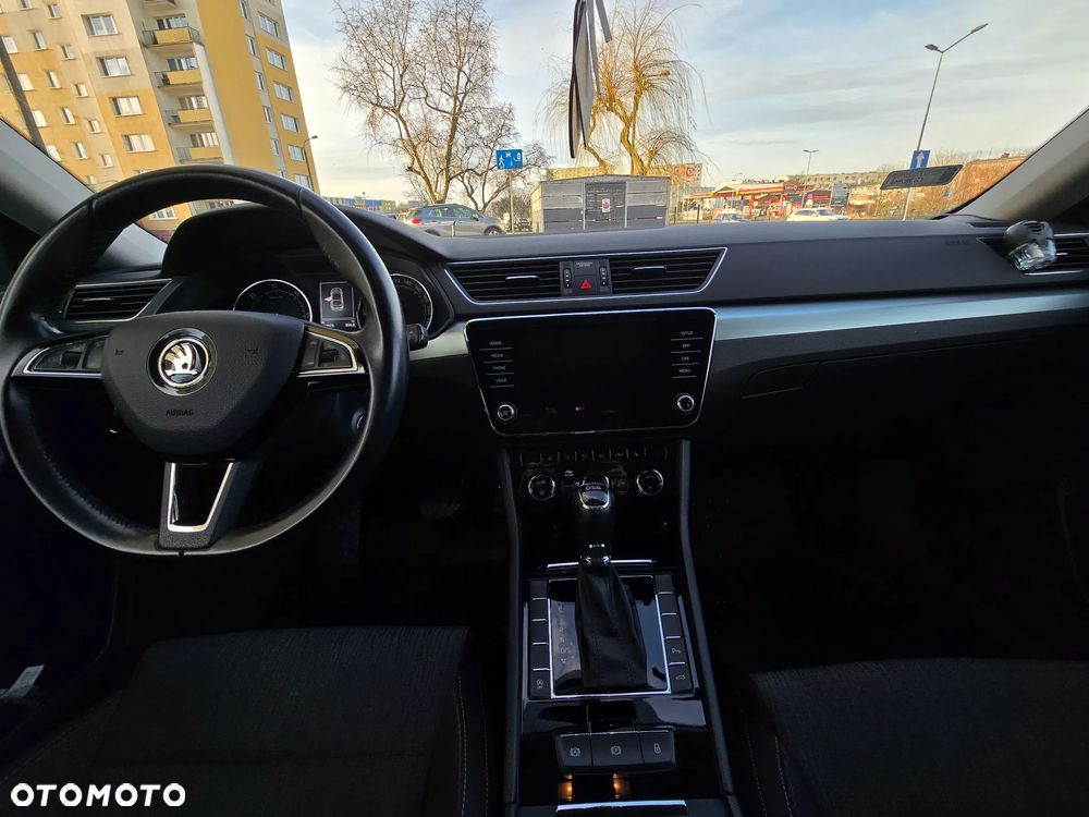 Skoda Superb 2.0 TDI Ambition DSG7 - 16