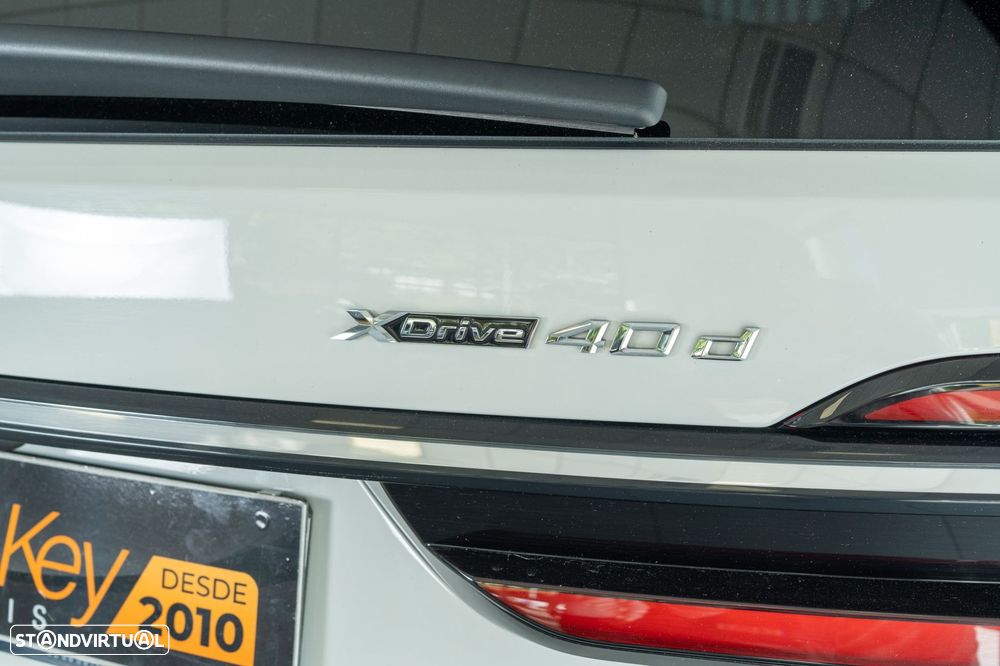 BMW X7 40 d xDrive Pack M Desportivo - 52