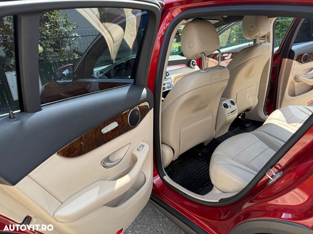 Mercedes-Benz GLC Coupe 250 4MATIC - 17