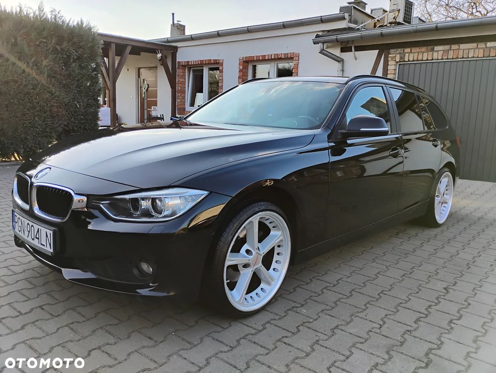 BMW Seria 3 318d - 4