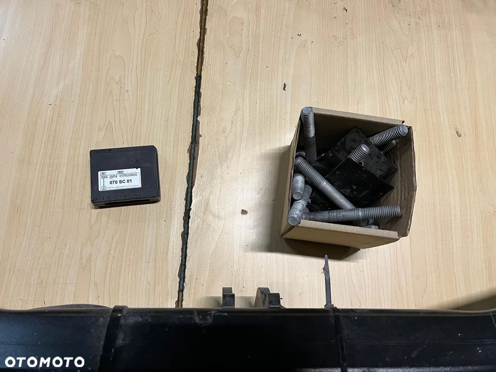 Hak holowniczy kompletny zestaw BRINK Land Rover Discovery Sport L550 - 3