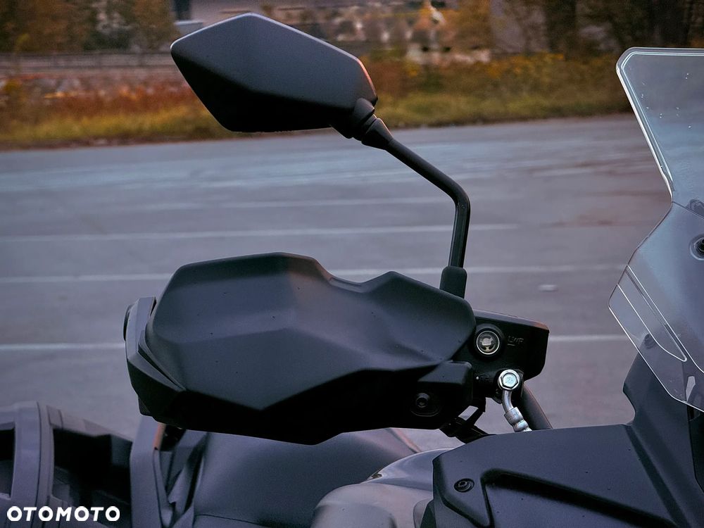 Kawasaki Versys 650 - 9
