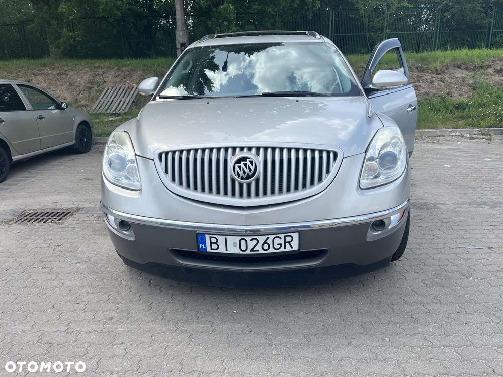 Buick Enclave - 1
