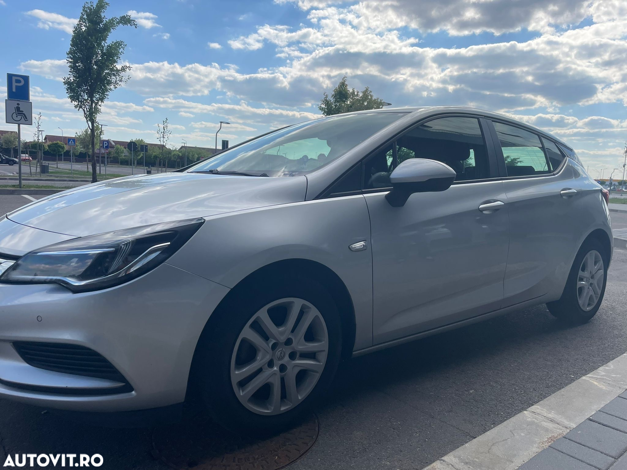 Opel Astra 1.6 CDTI Active - 27