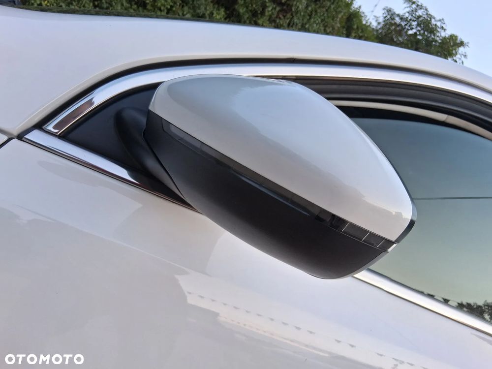 Peugeot 308 SW 1.6 BlueHDi Allure S&S - 25