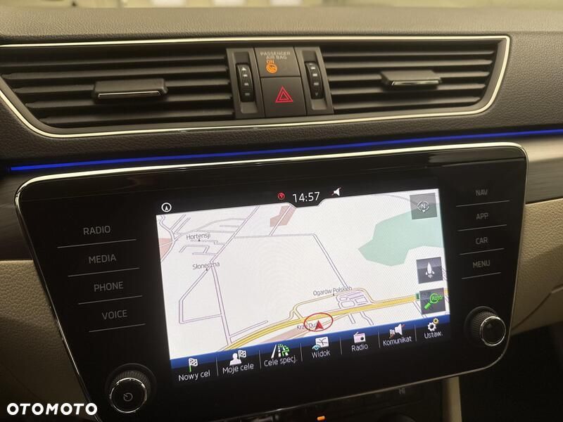 Skoda Superb 2.0 TDI Style DSG - 15