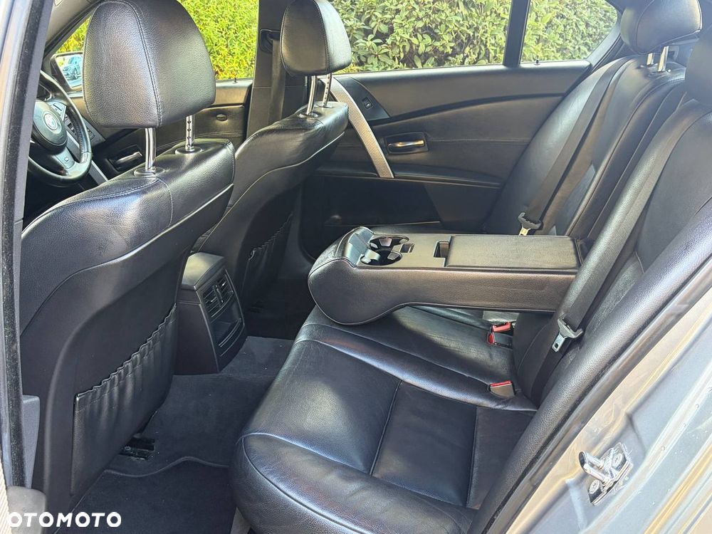 BMW Seria 5 - 11
