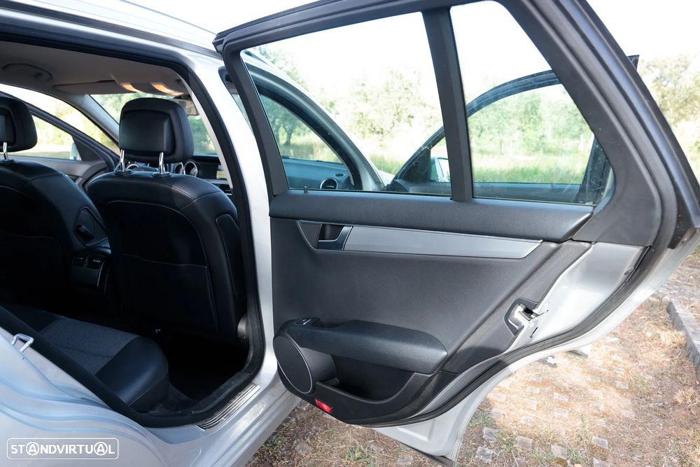 Mercedes-Benz C 220 Station CDI DPF (BlueEFFICIENCY) Avantgarde - 21