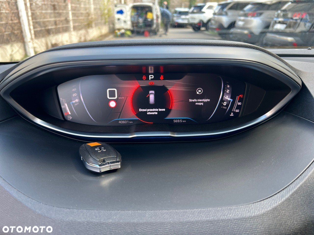 Peugeot 5008 1.5 BlueHDi Allure Pack S&S EAT8 - 17