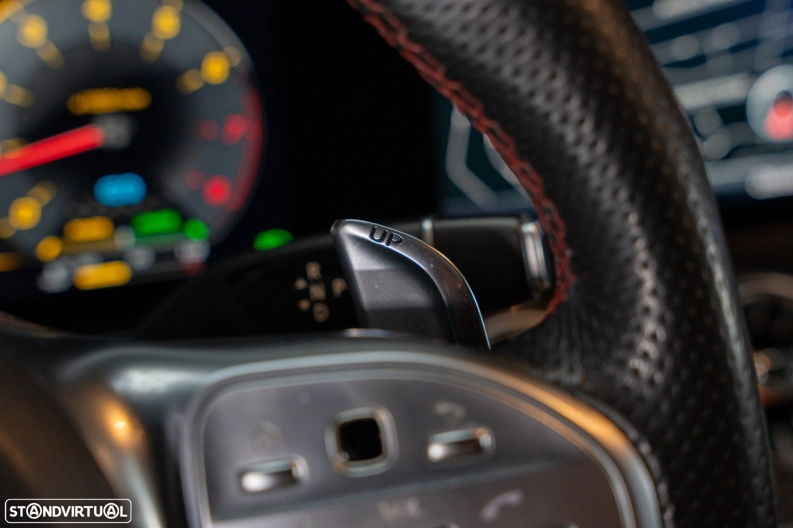 Mercedes-Benz E 53 AMG 4-Matic+ - 11