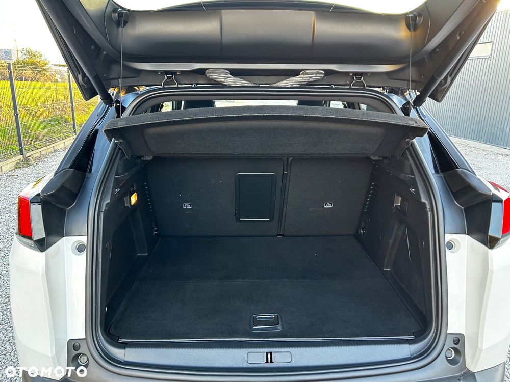 Peugeot 3008 1.6 PureTech HYbrid4 GT Line S&S EAT8 - 37