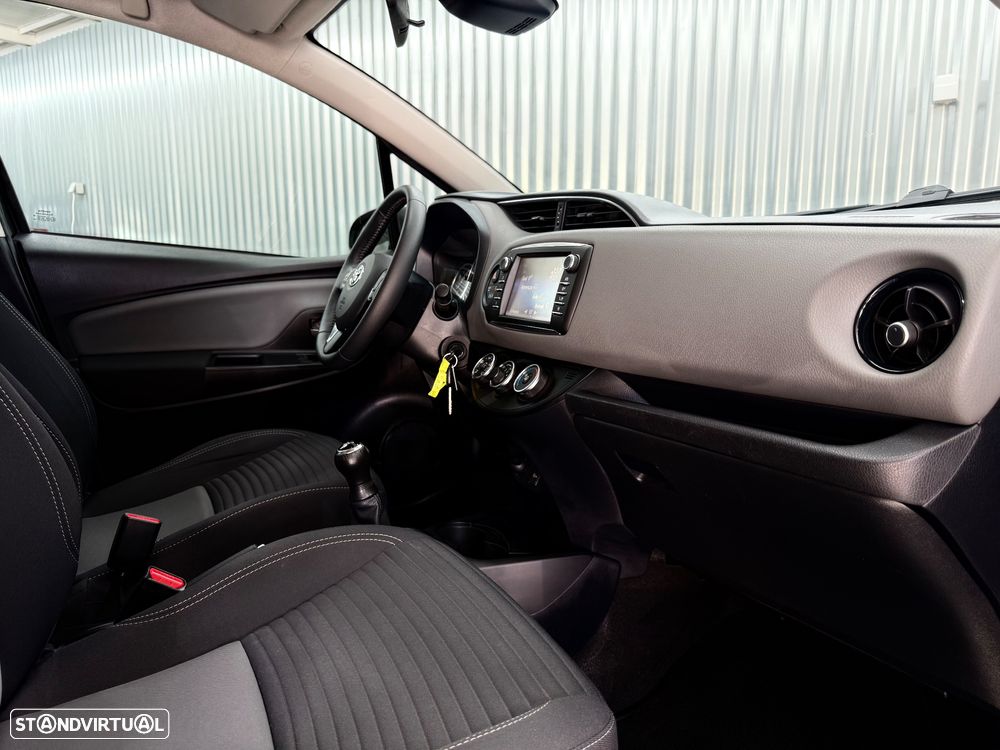 Toyota Yaris 1.0 VVT-i ACtive - 19