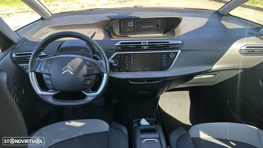 Citroën C4 Picasso e-HDi 115 ETG6 Attraction - 10