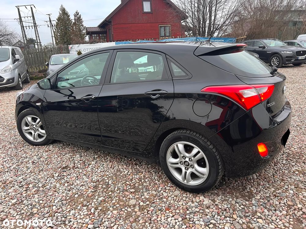 Hyundai i30 1.6 CRDi BlueDrive Comfort - 3