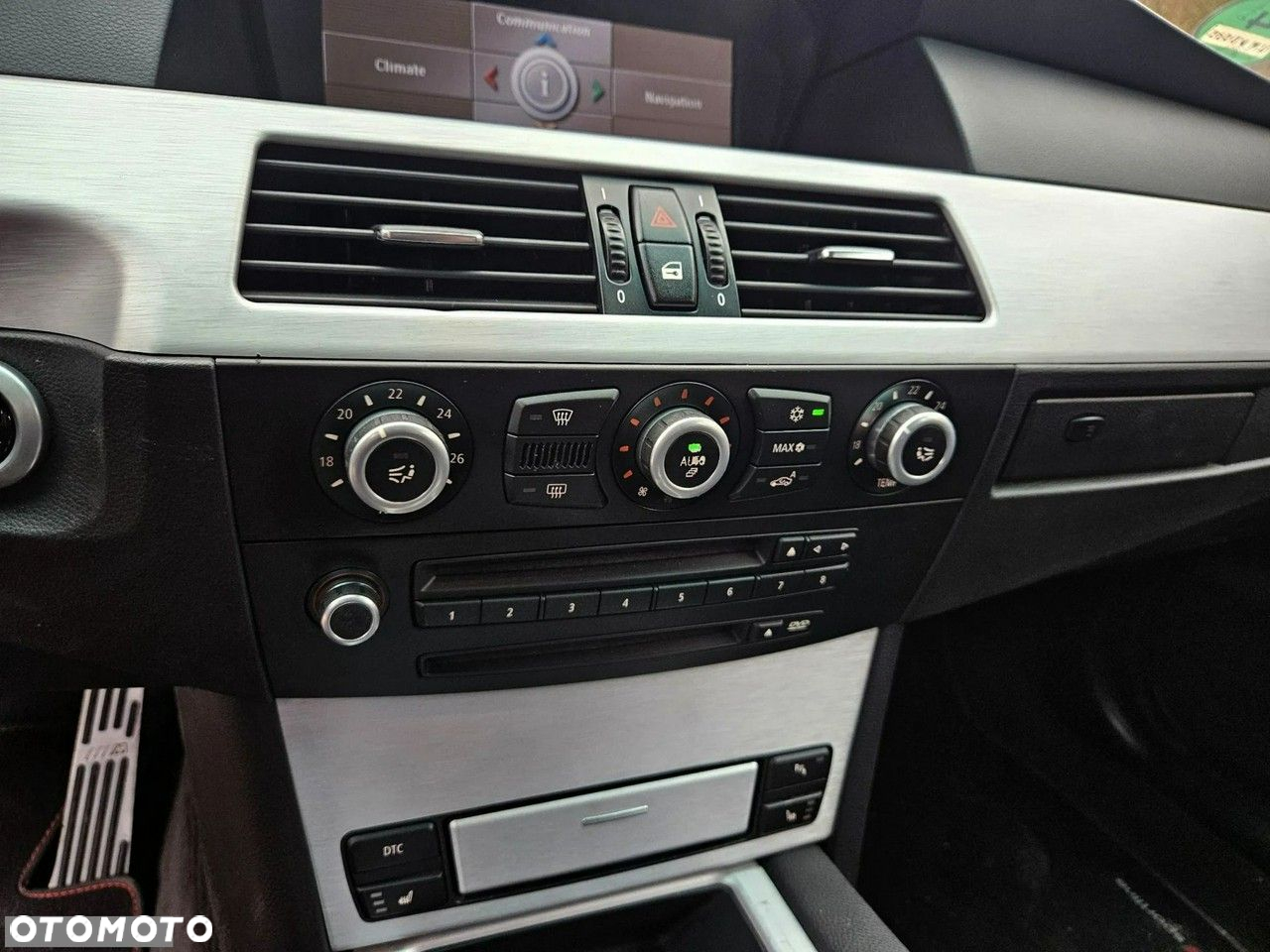 BMW Seria 5 525d xDrive Touring - 13