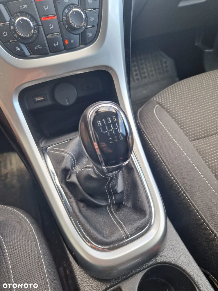 Opel Astra 1.6 T Sport - 28
