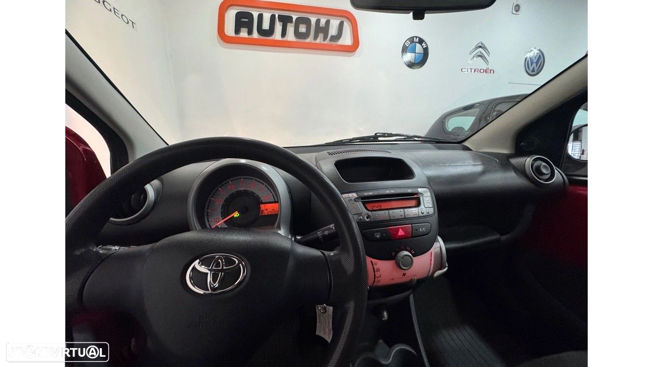 Toyota Aygo 1.0 + AC - 9
