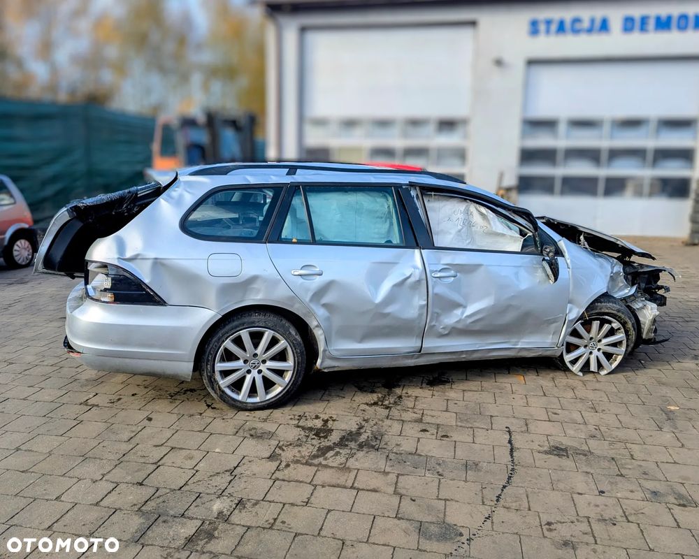 Volkswagen Golf VI 6 1.6 2011 na części - 2
