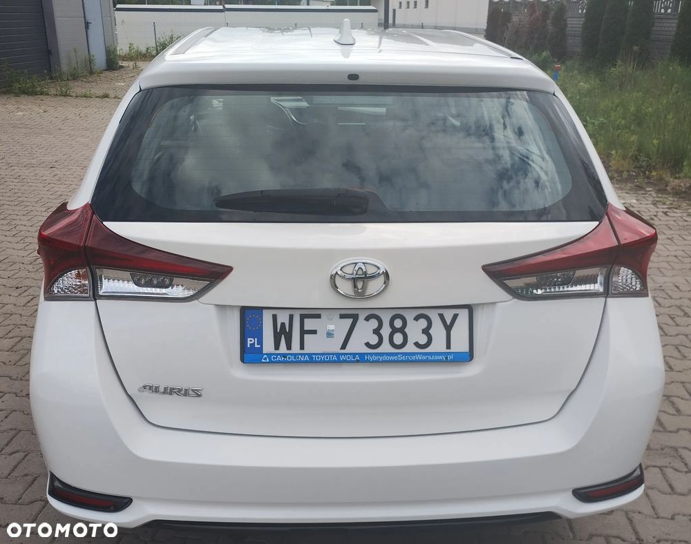 Toyota Auris 2017 photo 4