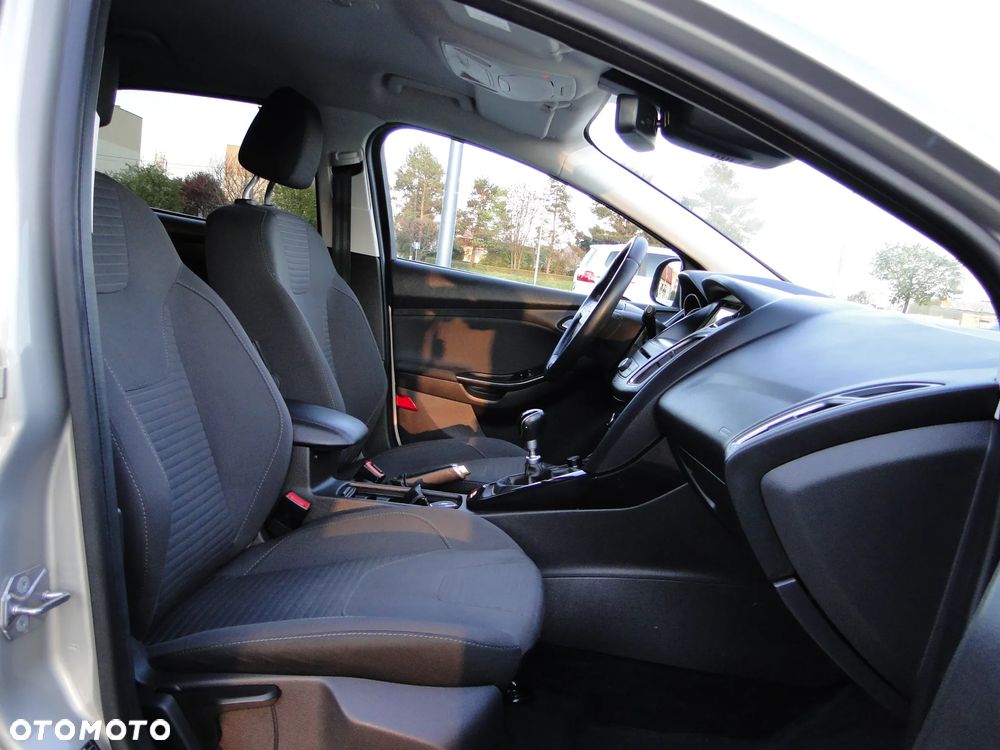 Ford Focus 1.0 EcoBoost STart-Stopp-System TITANIUM X - 23