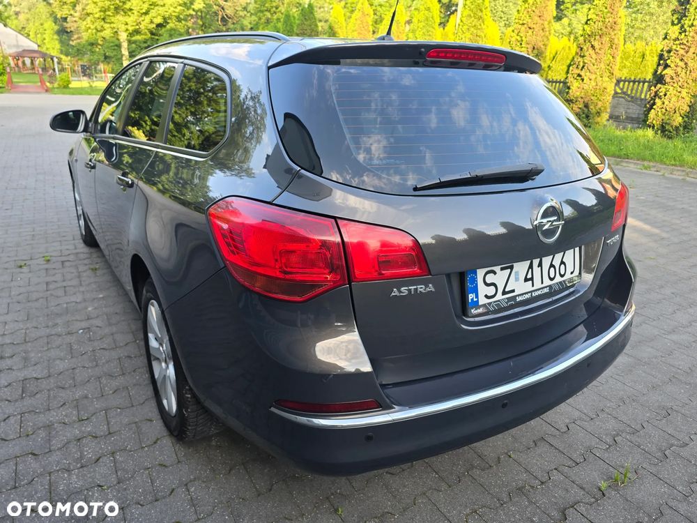 Opel Astra 1.4 T Enjoy - 4