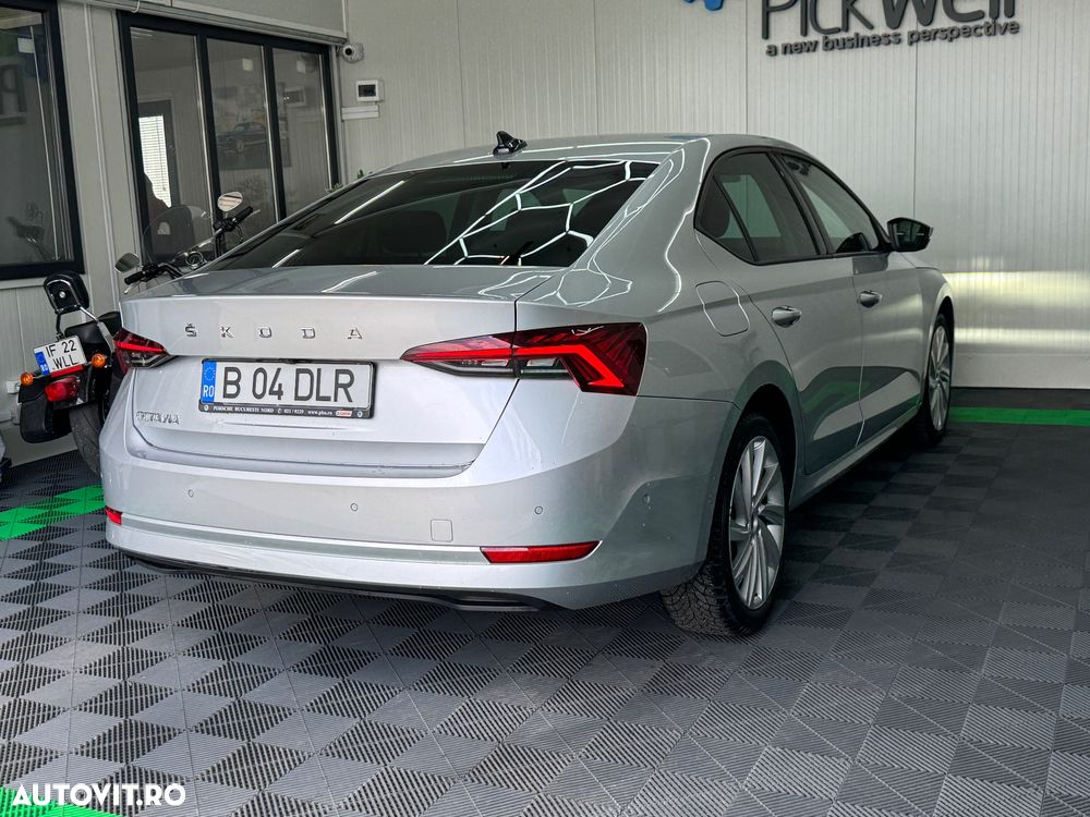 Skoda Octavia 2.0 TDI DSG Style - 8