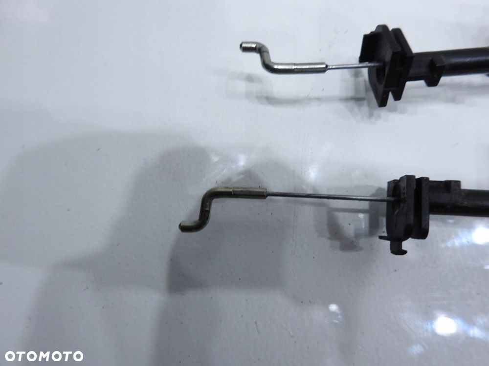 LINKA CIĘGNO ZAMKA DRZWI TYŁ OPEL MERIVA A - 2