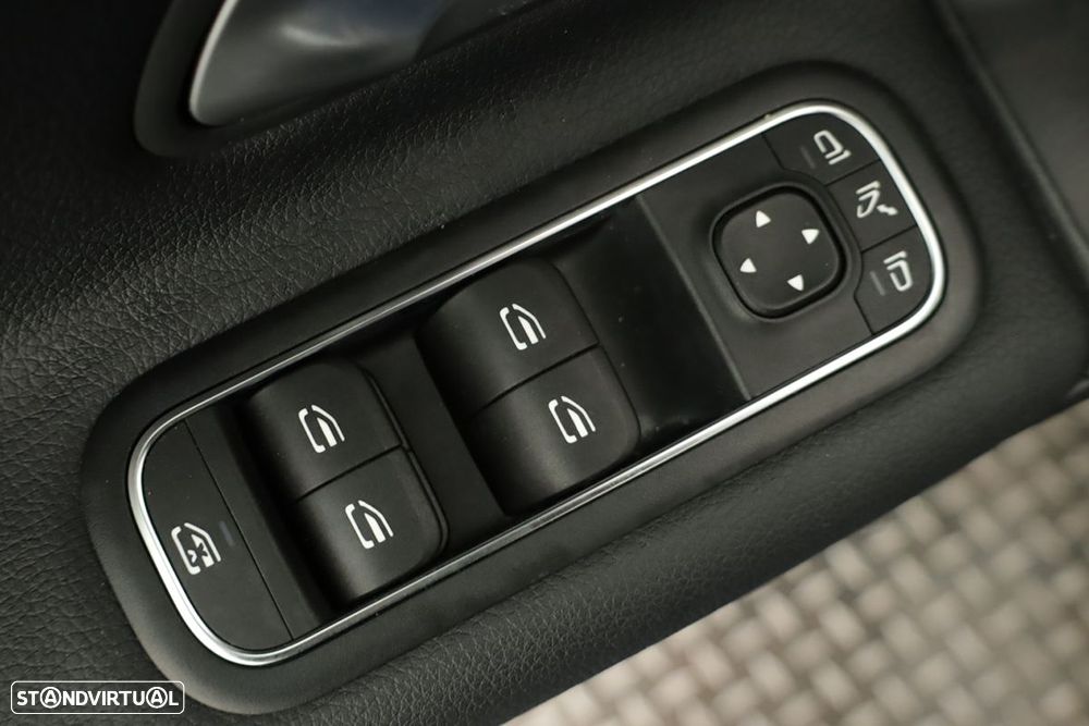 Mercedes-Benz A 200 Standard - 19