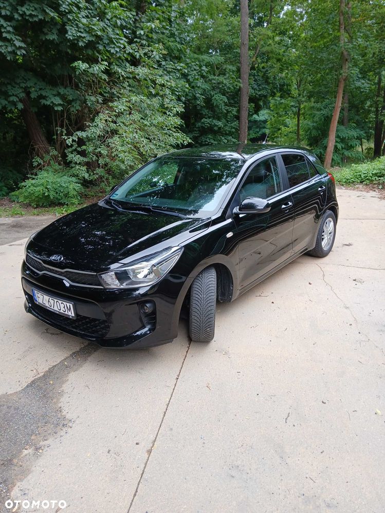 Kia Rio - 2