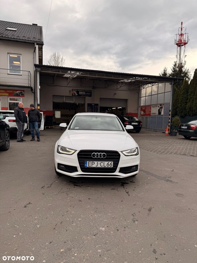 Audi A4 Limousine - 7