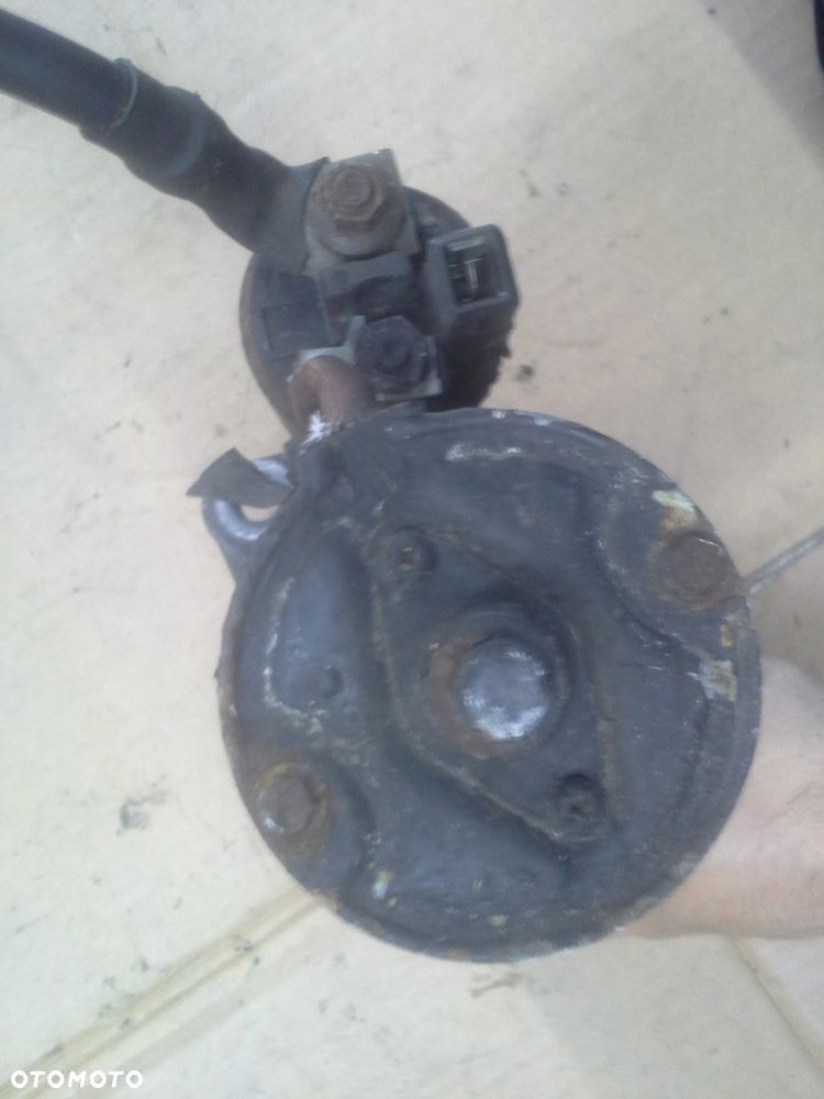 Volkswagen Bora 2.3 benzyna rozrusznik - 9