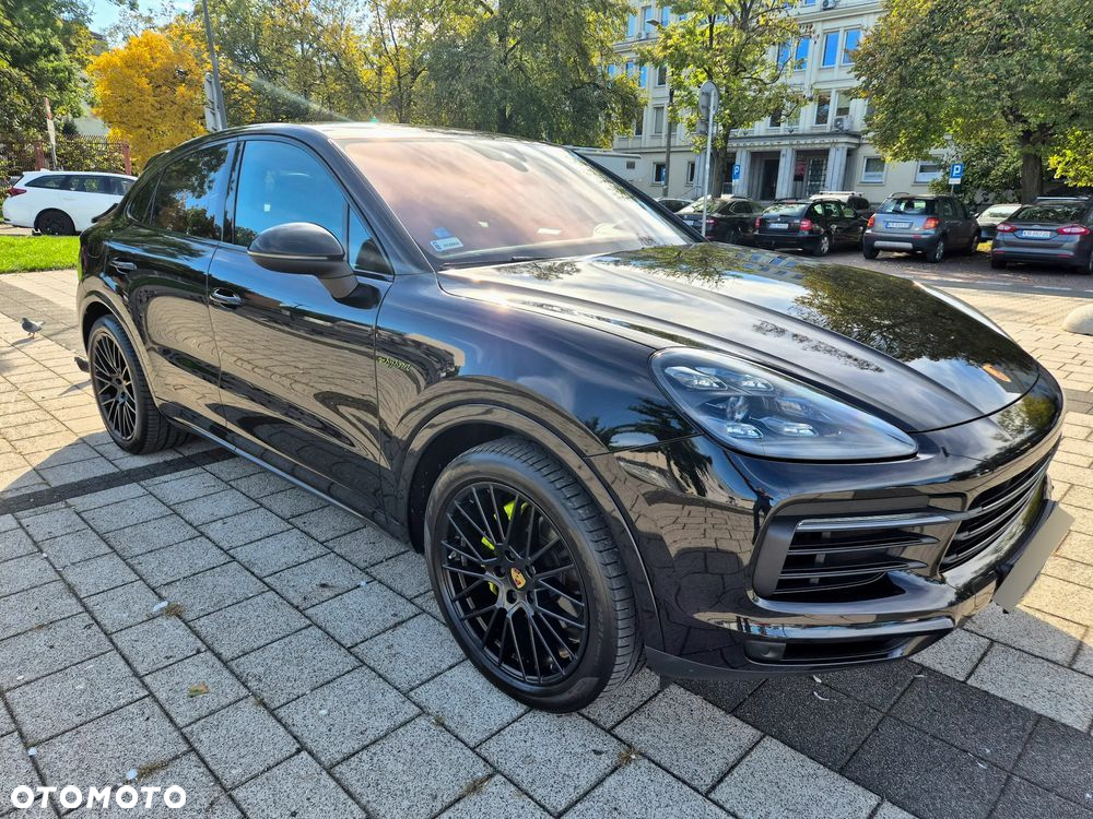 Porsche Cayenne Coupe E-Hybrid - 2