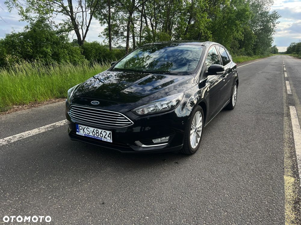 Ford Focus 1.5 EcoBoost STart-Stopp-System TITANIUM - 2