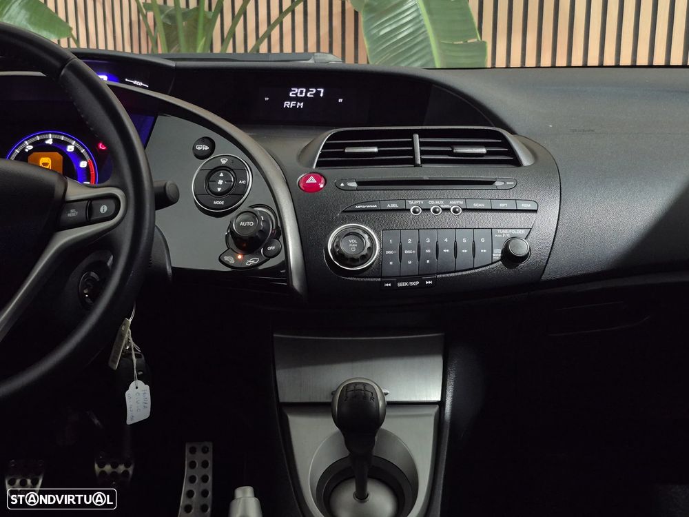 Honda Civic 1.4 Sport - 8