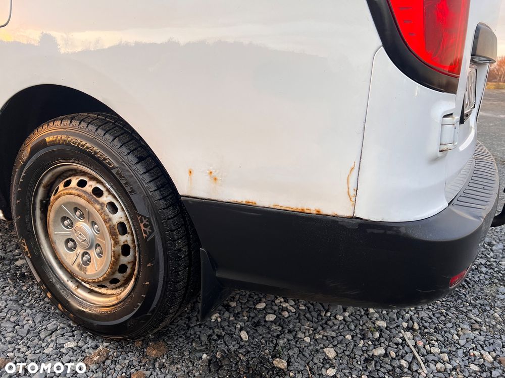 Hyundai H-1 2.5 CRDi Comfort - 15