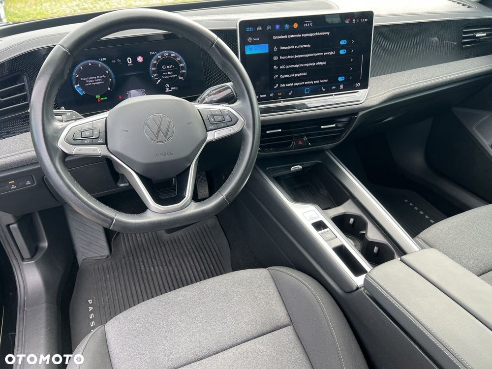 Volkswagen Passat - 29