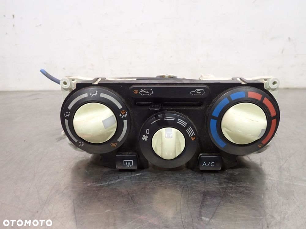 PANEL STEROWANIA NAWIEWU KLIMATYZACJI NISSAN MICRA K12 C+C - 1