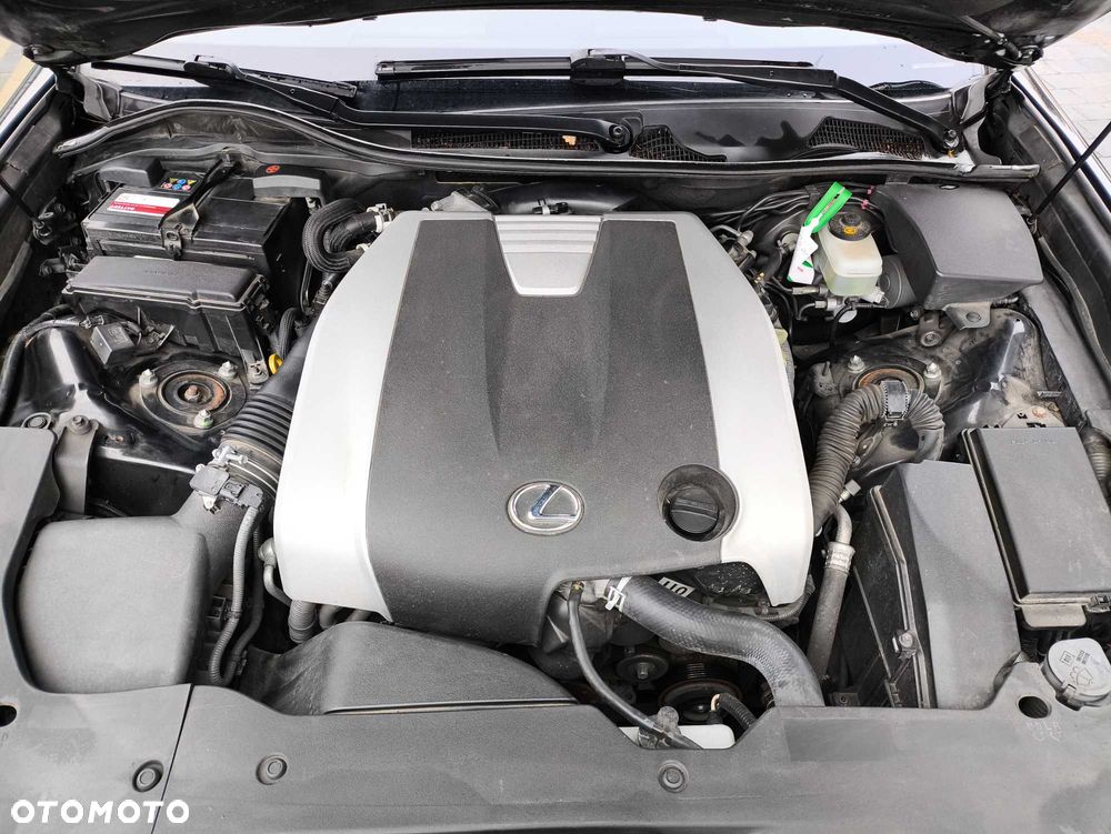 Lexus GS - 13