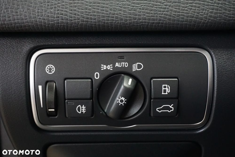 Volvo XC 60 - 26